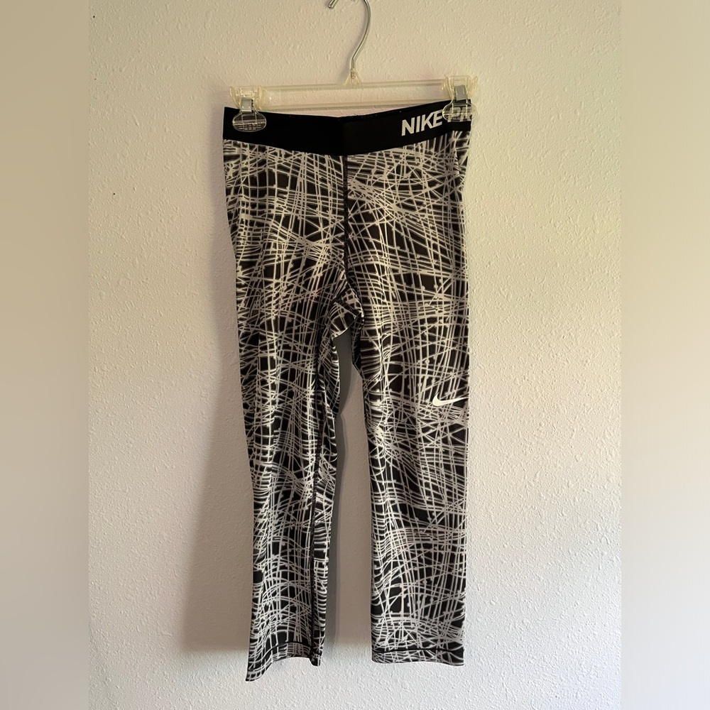 Nike Pro Cropped/Capri Leggings